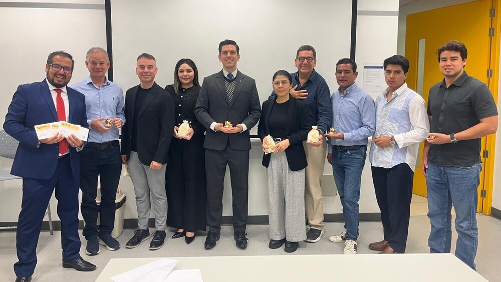 CIDIEM entrega becas internacionales en IA a estudiantes de Posgrado