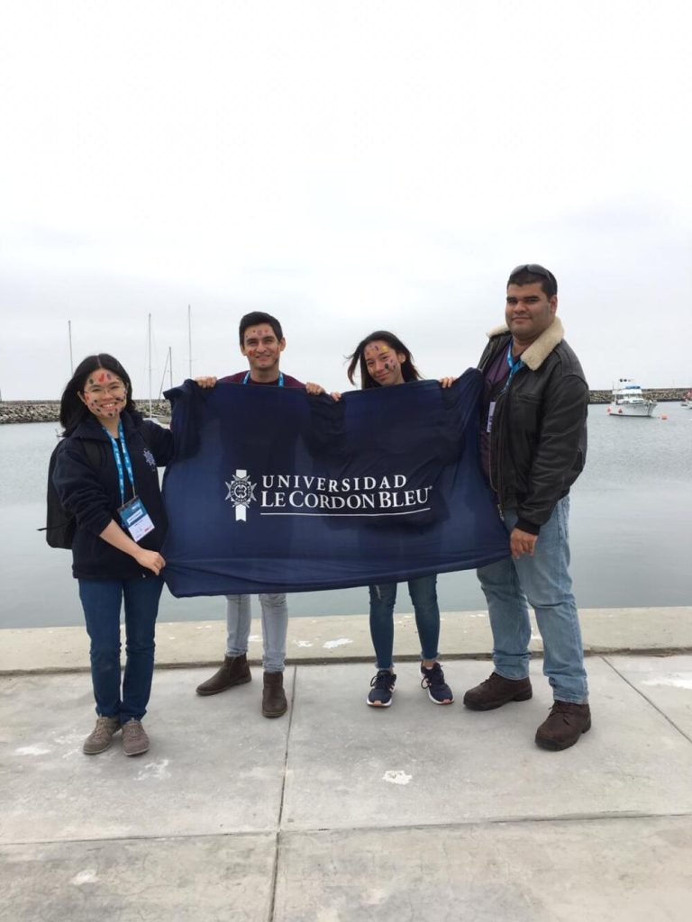Alumnos participan en CADE Universitario 2019