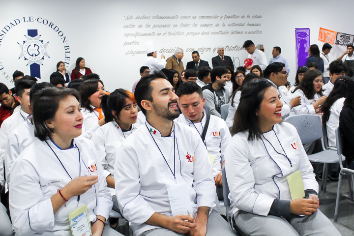 Recibimos la visita de una delegación de alumnos de la Universidad Autónoma del Estado de Hidalgo de México